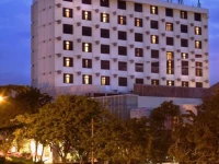 Mercure Surabaya 4*
