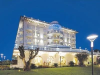 Palace  5*
