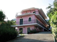 Elena Apartments 2*