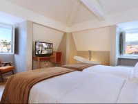 Lisboa Carmo Hotel