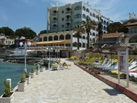 Marti Beach 4*