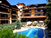 Center Hotel & Restaurant 3*