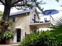 Port Douglas Cottage & Lodge