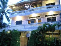 The Small Hotel 2*