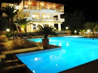 Glavas Inn 3*