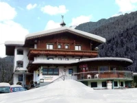 Stoanerhof 3*