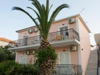 Valianos Studios 2*