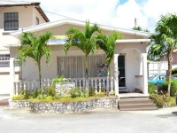 Bonanza Apartments 3*