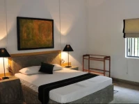 Waters Edge Bungalow 2*
