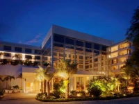 Radisson Blu Plaza Hotel Hyderabad Banjara Hills 5*
