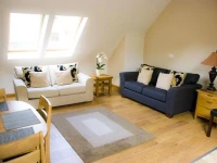 Courtyard Loft 4*