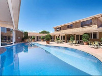 Ibis Styles Canberra