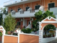 Filoxenia Apartments 