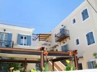 Niriides Apartments  2*