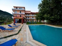 Kalias Hotel 3*