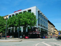 Central Hotel