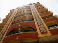 Hawaii Plaza  2*