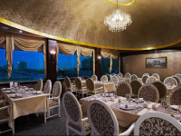 La Plaza Hotel