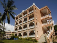 Sun n Sand Beach Resort 4*