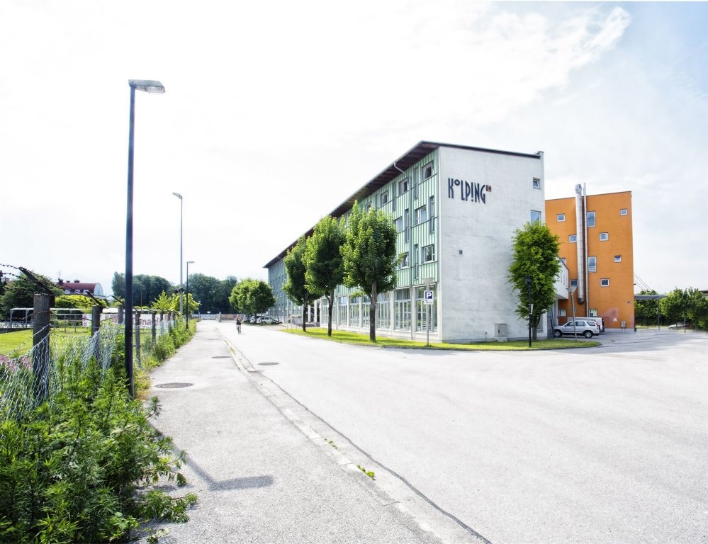 Kolpinghaus Salzburg 2*