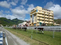Champ de Mars 3*