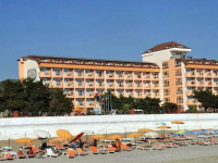 First Class Hotel