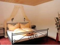 Der Schlosslhof 3*