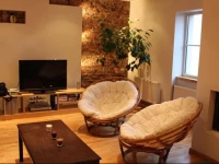 Quiet Center Apartment 2*