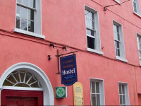 Cashel Holiday Hostel
