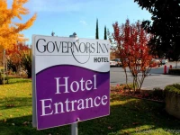 Governors Inn Hotel 3*