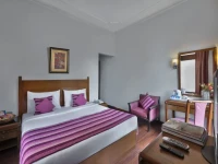 Regale Inn 2*