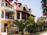 Tzanetos Studios 2*