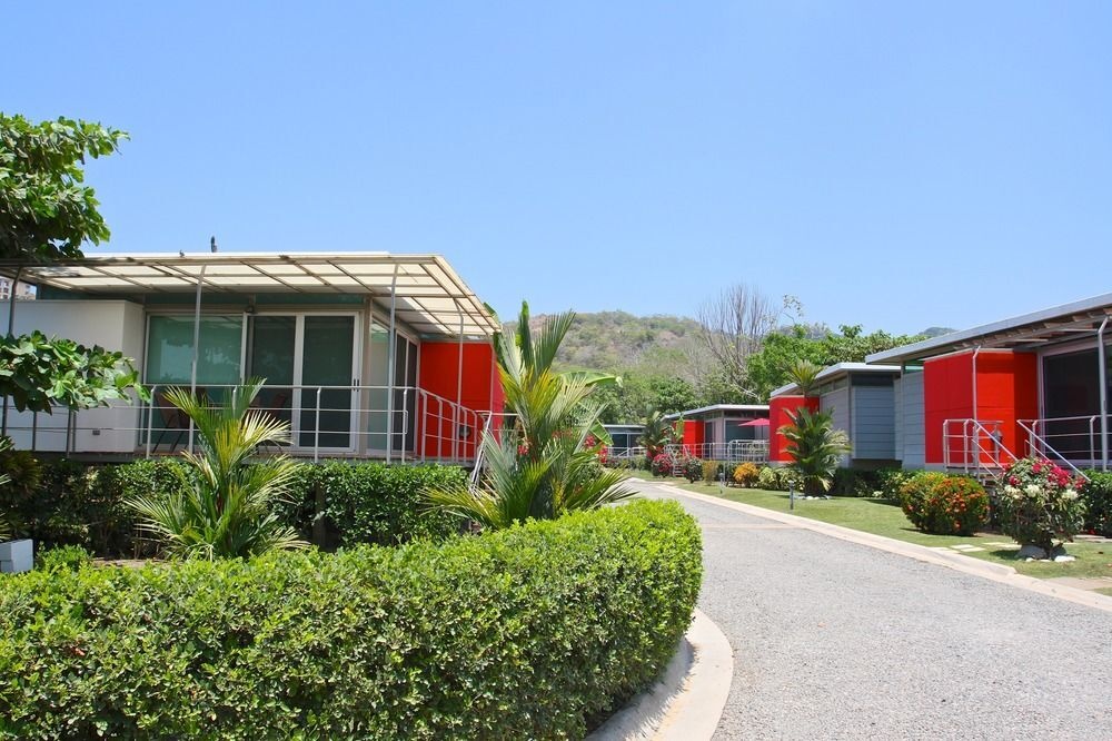 Hermosa Lofts 3*