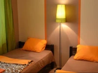 Giraffe Hostel 2*
