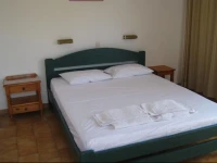 Pericles Studios 2*