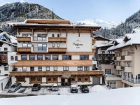 Trofana Alpin 4*