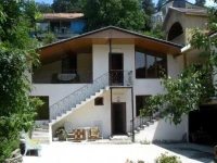 Nina B&amp;B 2*