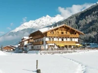 Hotel Brunnenhof 3*