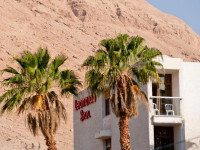 Leonardo Inn