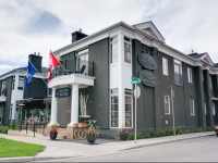 Kensington Riverside Inn