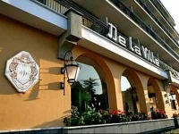 De la Ville 4*