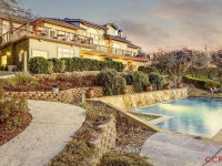 High Ridge Manor