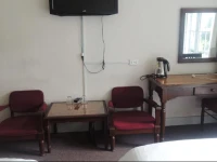 Lavy Hotel 2*