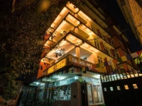 Hotel Yambu 3*