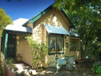Leura Lady
