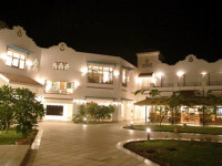 Lahami Bay Beach Resort and Gardens