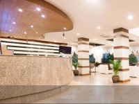Bay Breeze Hotel