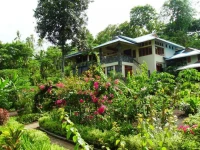 Bunaken Beach Resort 2*
