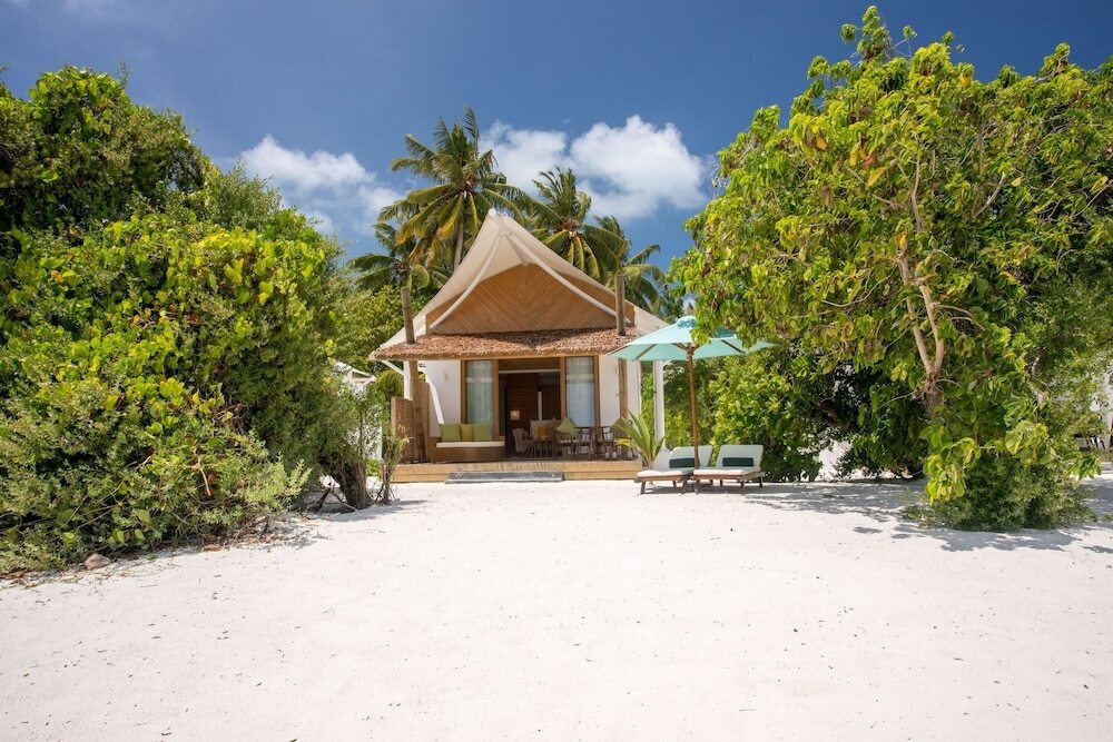 Cinnamon Hakuraa Huraa Maldives 4*