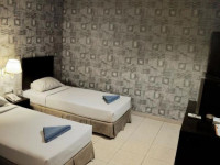 Lovina Inn